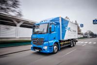 Mercedes-Benz sends 10 electric trucks eActros to 24-month road tests