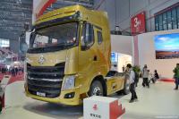 Shanghai 2015: DongFeng Liuzhou rolled out a new highway tractor ChengLong H7 