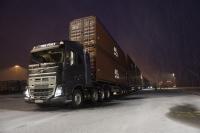 Watch Volvo's FH16 Truck And I-Shift System Haul 750 Tons